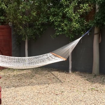 Sparrows Lodge - Hammock nestled in on the side of room #5 - Hotels Near Me - Palm Springs, California
