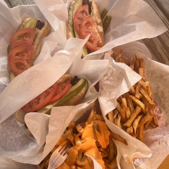 The Wieners Circle - Chicago dogs and fries (w/ and w/o cheese) - American Near Me - Chicago, Illinois