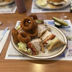 Golden Star Diner - Turkey club