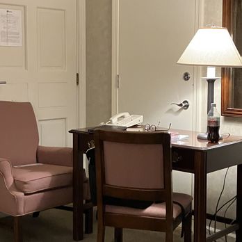 Stoweflake Mountain Resort & Spa - Pushed furniture up against the door, I don't feel safe here. - Day Spas Near Me - Stowe, Vermont Stoweflake Mountain Resort & Spa - Pushed furniture up against the door, I don't feel safe here. - Day Spas Near Me - Stowe, Vermont