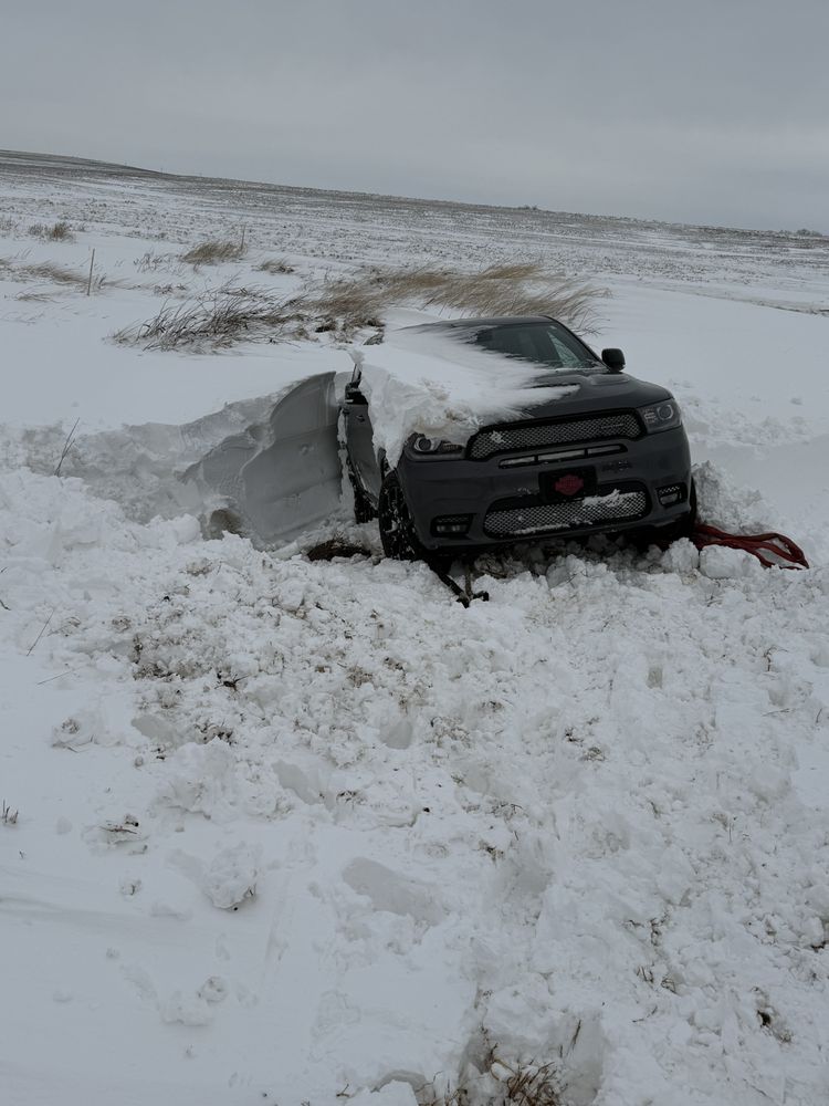 Augie's Repair & Towing