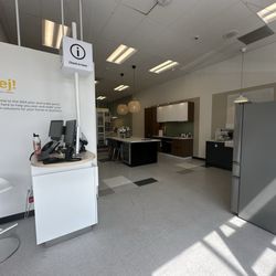 IKEA - The foyer