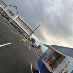 Taqueria Del Pueblo