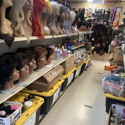 J & J Wig & Salon - Show room