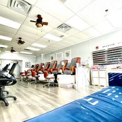 Shalom Nail Salon