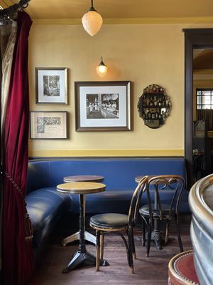 Underwood Bar and Bistro by null