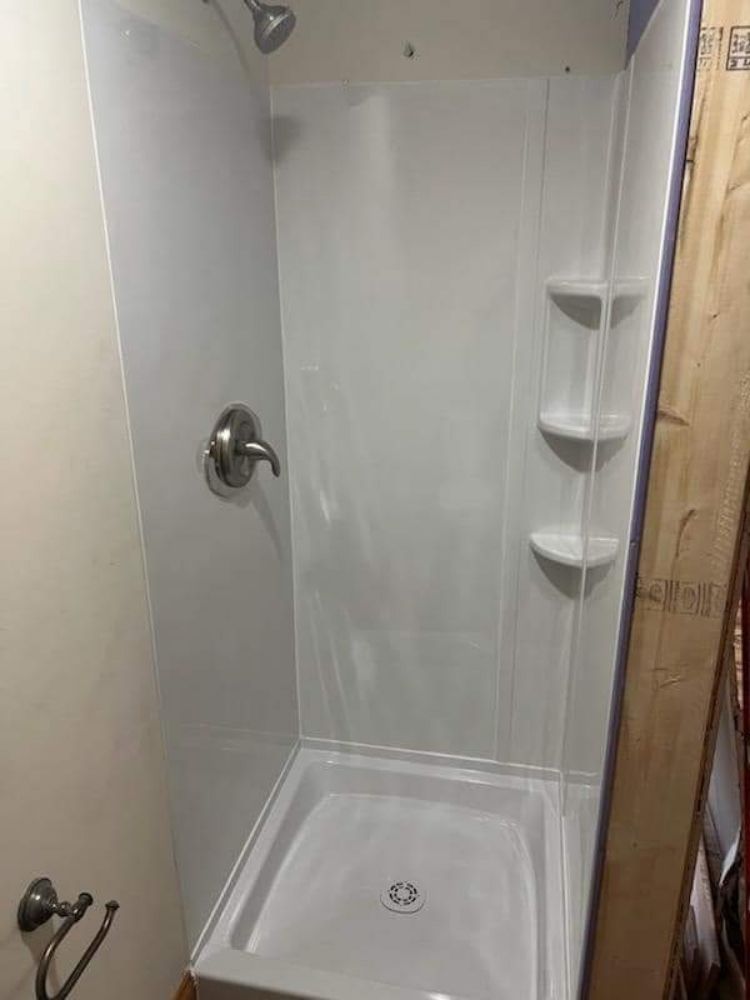 Slide of D. Russell Home Repairs