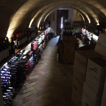 El Jardín del Califa - Wine storage - Spanish Near Me - Vejer de la Frontera, California