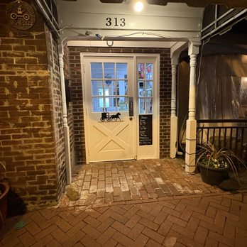 Omar's Carriage House - Entrance - New American Near Me - Norfolk, Virginia Omar's Carriage House - Entrance - New American Near Me - Norfolk, Virginia