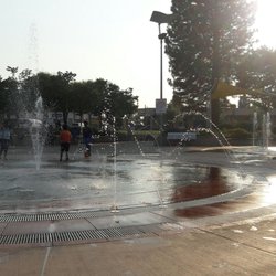 Gresham Center for the Arts Plaza - Splash Pad!! 10am-10pm May - Oct