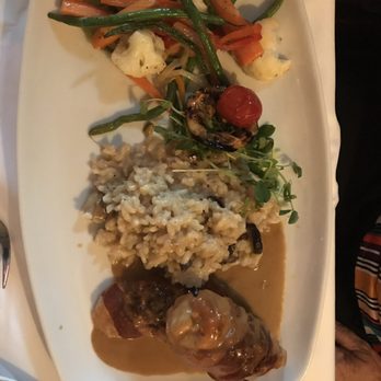 Valley Restaurant & Tavern - Pollo Ripieno - Caterers Near Me - St Catharines, Ontario