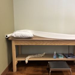 Baker T Scott MD - Patient room