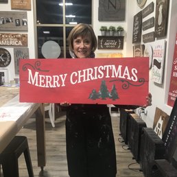 Love the board I made at Board and Brush in Oswego! Big shout out to Lizzie, Maddy and Megan for their help throughout the evening!