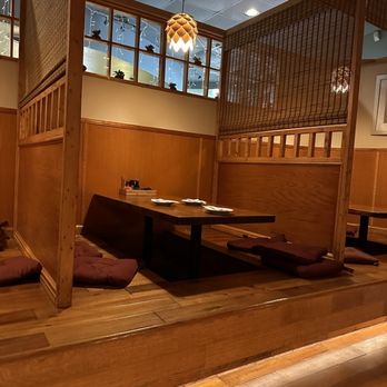 Fusion Sushi - Inside - Sushi Bars Near Me - Jacksonville, Florida
