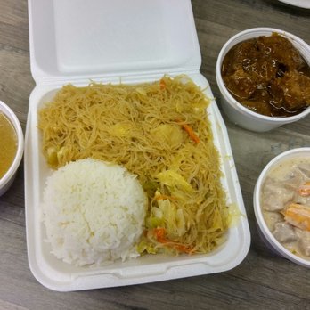PhilHouse - Half noodles, half rice. Bicol express & pork. With soup included. - Filipino Near Me - Fresno, California PhilHouse - Half noodles, half rice. Bicol express & pork. With soup included. - Filipino Near Me - Fresno, California
