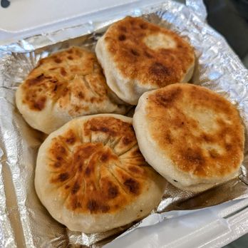 Min Min Pie House - Pork and Green Onion Pancakes - Chinese Near Me - Alhambra, California Min Min Pie House - Pork and Green Onion Pancakes - Chinese Near Me - Alhambra, California