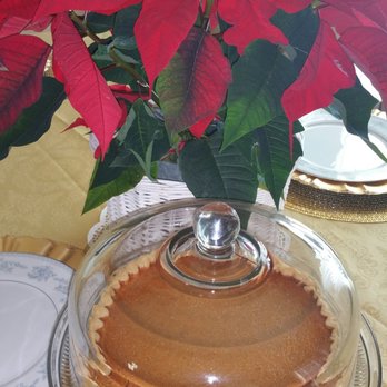 H-E-B - Sweet potato pie and poinsettia - Grocery Near Me - Houston, Texas