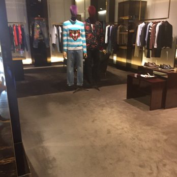 GUCCI AT THE GARDENS AT EL PASEO - Updated June 2025 - 26 Photos \u0026 41  Reviews - 73585 El Paseo, Palm Desert, California - Leather Goods - Phone  Number - Yelp