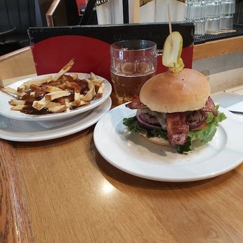 Roxy Burger - Doesn't get better - Burgers Near Me - Vancouver, British Columbia