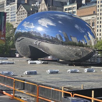 Millennium Park - Still under construction but managed to get a great shot of the Bean - Parks Near Me - Chicago, Illinois