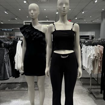 H&M - Outfits - Women's Clothing Near Me - Phoenix, Arizona