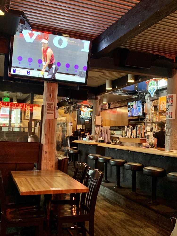 The Pumphouse Bar & Grill