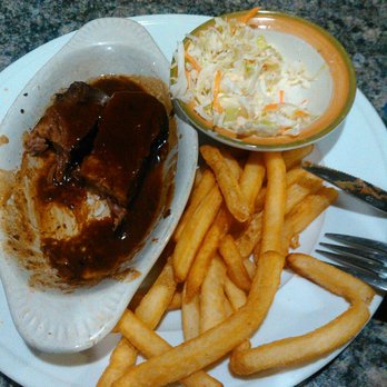 Roast House - Short ribs... Yum. - American Near Me - Blackstone, Massachusetts