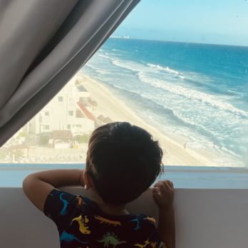 Óleo - Hotels Near Me - Cancún, ROO