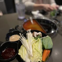 SWISH 54 Japanese Fondue - Mixed vegetable bowl