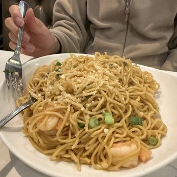EMC Seafood & Raw Bar - garlic shrimp pasta - Seafood Near Me - San Jose, California EMC Seafood & Raw Bar - garlic shrimp pasta - Seafood Near Me - San Jose, California