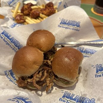 Islands Restaurant - HH Beachside Sliders - Burgers Near Me - Cerritos, California