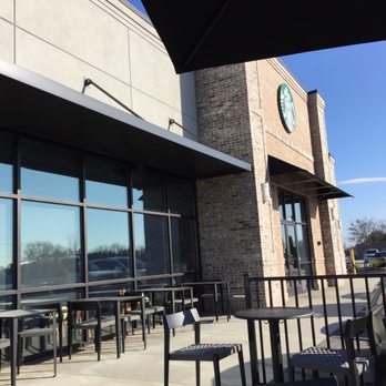 Starbucks - Hanging out on the patio! - Coffee & Tea Near Me - Simpsonville, South Carolina
