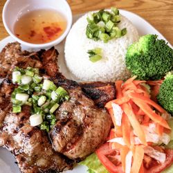 Pho & Grill - Lemongrass Pork Chop with Rice