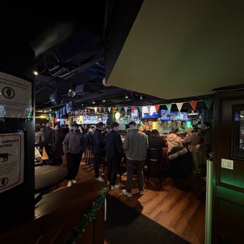 Timothy O'Toole's Pub - Sports Bars Near Me - Chicago, Illinois