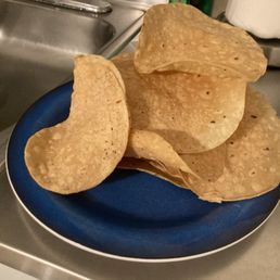 I ordered chips and this was about 20% of what they gave me and I think they were like $1.50, just sayin. I ordered chips and this was about 20% of what they gave me and I think they were like $1.50, just sayin.