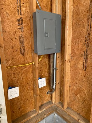 Direct Certified Electrician Logo