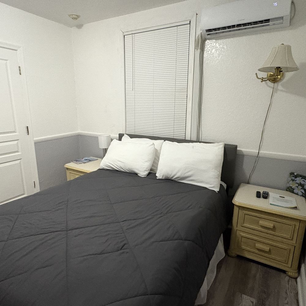 Hotel Redland - First floor room - Hotels Near Me - Homestead, Florida Hotel Redland - First floor room - Hotels Near Me - Homestead, Florida
