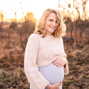 Deedee Zimon Photography - Maternity photo session by Deedee Zimon Photography - Session Photography Near Me Deedee Zimon Photography - Maternity photo session by Deedee Zimon Photography - Session Photography Near Me