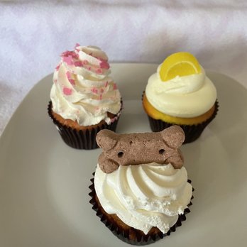 Frosted Cakery - Pink champagne, Lemon Drop and a Pupcake. - Bakeries Near Me - Fresno, California