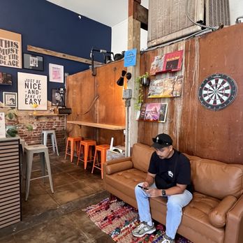 Good Coffee - small seating area - Coffee & Tea Near Me - Gardena, California Good Coffee - small seating area - Coffee & Tea Near Me - Gardena, California
