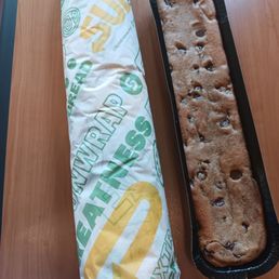 9/08/2024.  Footlong sub and chocolate chip cookie, 3.5/5 stars.