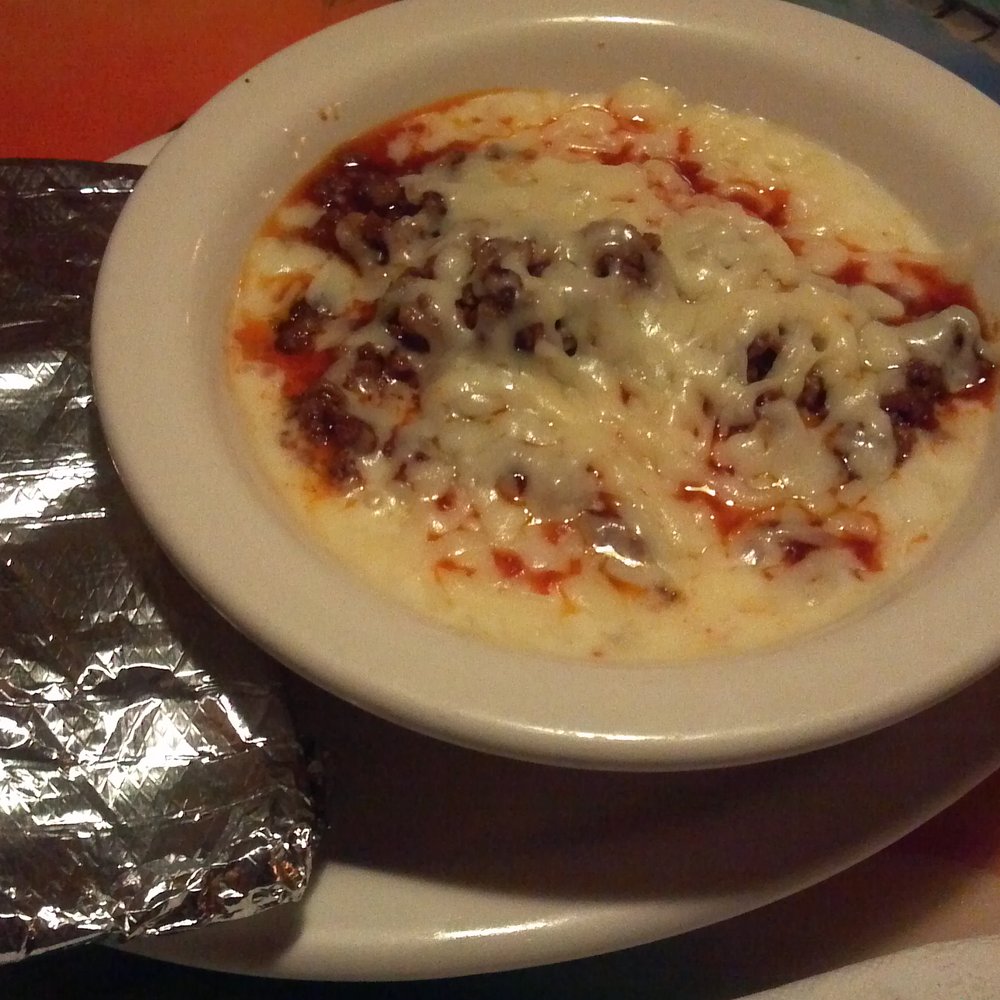 Queso fundido con chorizo Queso fundido con chorizo