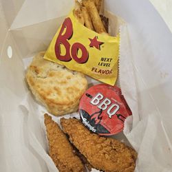 Bojangles - 3 pc tenders combo $9.19