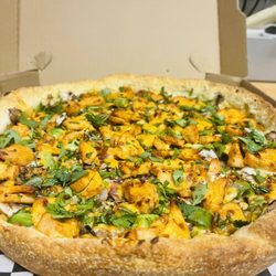 Deep dish chicken tikka masala all time favorite, must be try, I recommended there a lot options