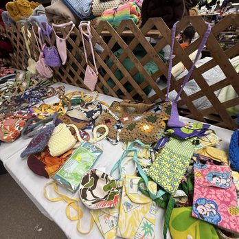 Tenri Cultural Center - Lots of crafted items for sale - Cultural Center Near Me - Honolulu, Hawaii