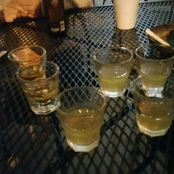 Caddy Shack - Shots Shots Shots Shots Everybody !! - Dive Bars Near Me - Kansas City, Missouri