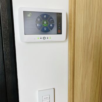 Leon Audio Video - Qolsys contemporary home security keypad - Home Theatre Installation Near Me - Half Moon Bay, California Leon Audio Video - Qolsys contemporary home security keypad - Home Theatre Installation Near Me - Half Moon Bay, California