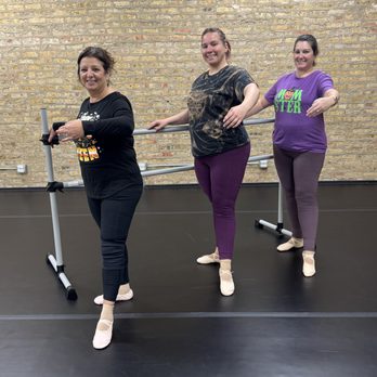 DNA Dance Studio - Dance Studios Near Me - Chicago, Illinois DNA Dance Studio - Dance Studios Near Me - Chicago, Illinois