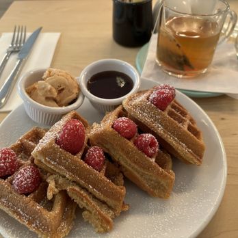 Egg Shop - Breakfast & Brunch Near Me - Brooklyn, New York