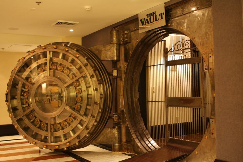 THE VAULT MARTINI BAR 14 Photos & 16 Reviews 1400 Main St, Columbia